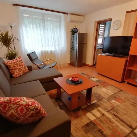 Mara Studio Apartment *